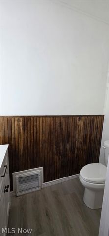 1254 Main Street, Follansbee, WV 26037