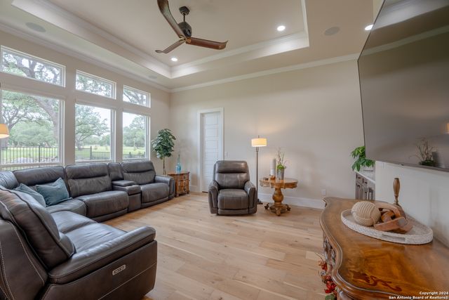 507 ARTHUR CT, Spring Branch, TX 78070