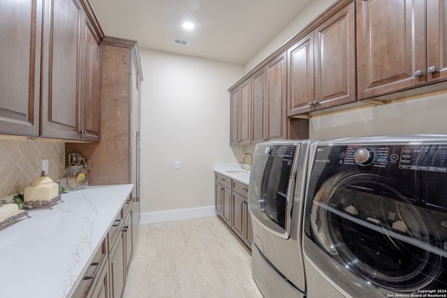 507 ARTHUR CT, Spring Branch, TX 78070