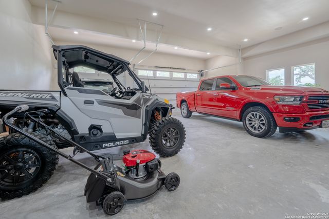 507 ARTHUR CT, Spring Branch, TX 78070