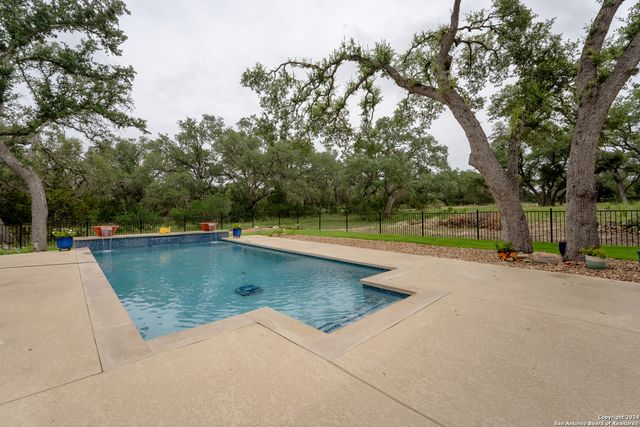 507 ARTHUR CT, Spring Branch, TX 78070