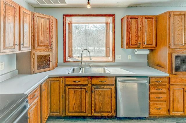 10 Bluebird Drive, Agency, MO 64401