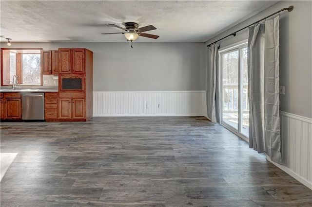 10 Bluebird Drive, Agency, MO 64401