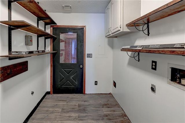 10 Bluebird Drive, Agency, MO 64401