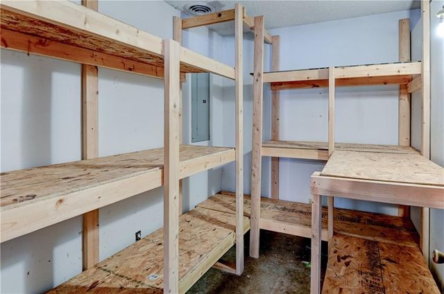 10 Bluebird Drive, Agency, MO 64401