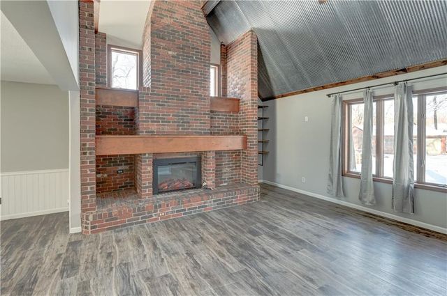 10 Bluebird Drive, Agency, MO 64401