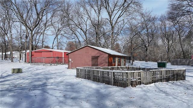 10 Bluebird Drive, Agency, MO 64401