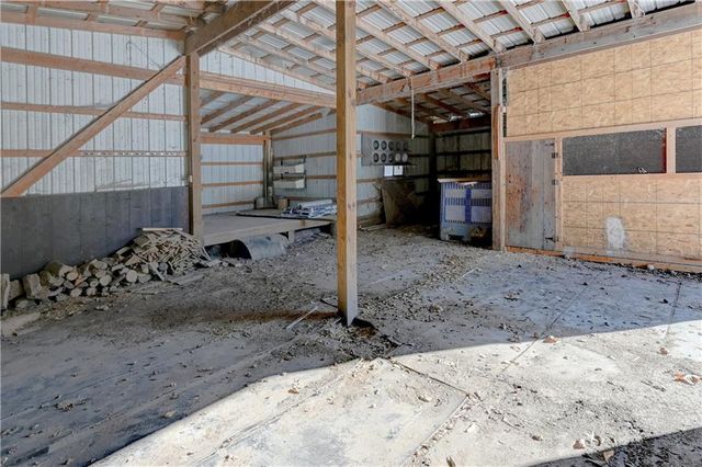 10 Bluebird Drive, Agency, MO 64401