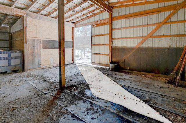 10 Bluebird Drive, Agency, MO 64401