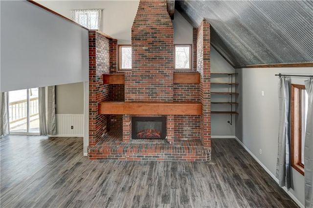 10 Bluebird Drive, Agency, MO 64401