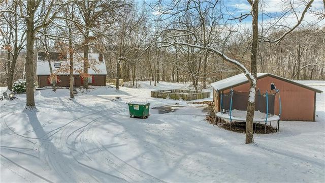 10 Bluebird Drive, Agency, MO 64401