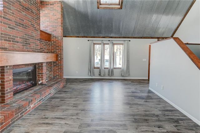 10 Bluebird Drive, Agency, MO 64401