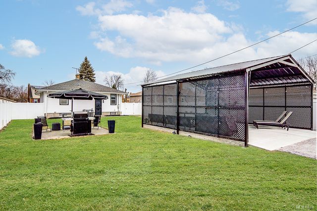 3527 Lake Street, Lansing, IL 60438