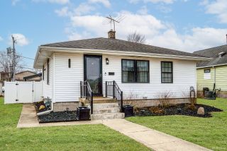 3527 Lake Street, Lansing, IL 60438