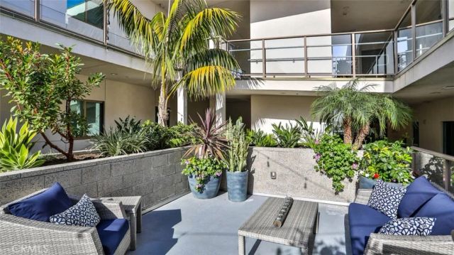 3025 Byron Street 201, Point Loma, CA 92106