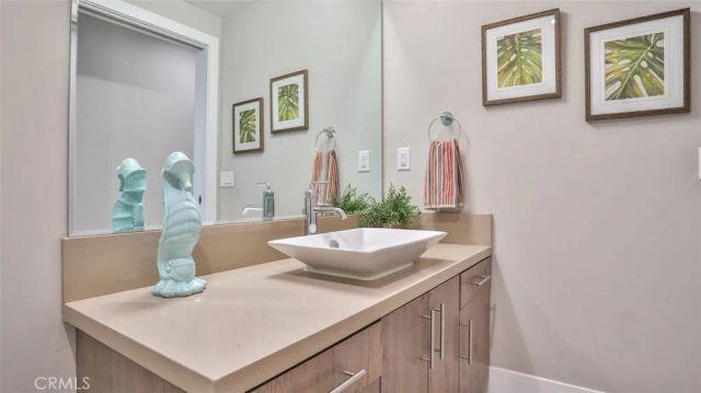 3025 Byron Street 201, Point Loma, CA 92106