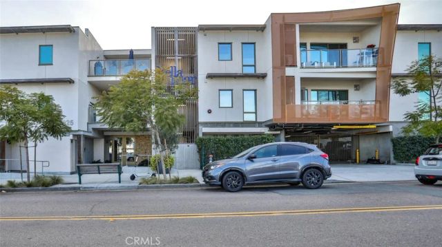 3025 Byron Street 201, Point Loma, CA 92106