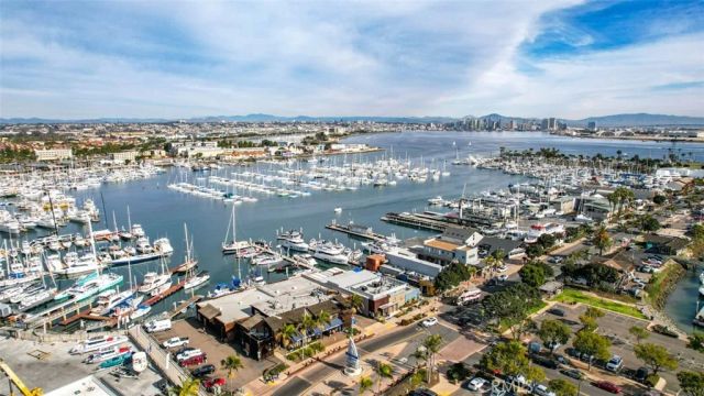 3025 Byron Street 201, Point Loma, CA 92106