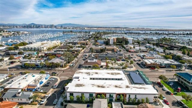 3025 Byron Street 201, Point Loma, CA 92106
