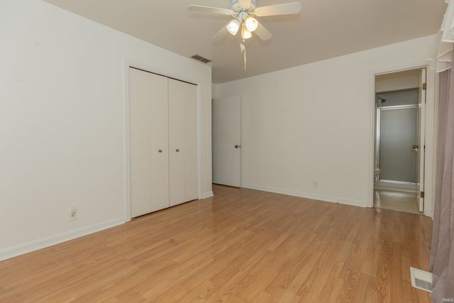 923 Forest Glen Drive, Evansville, IN 47712
