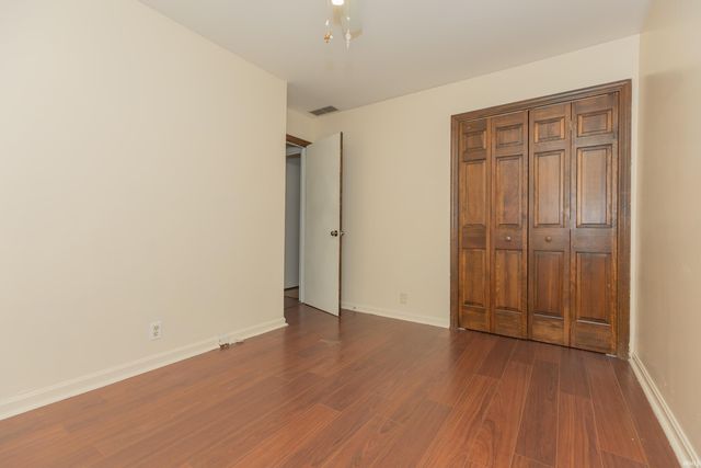 923 Forest Glen Drive, Evansville, IN 47712