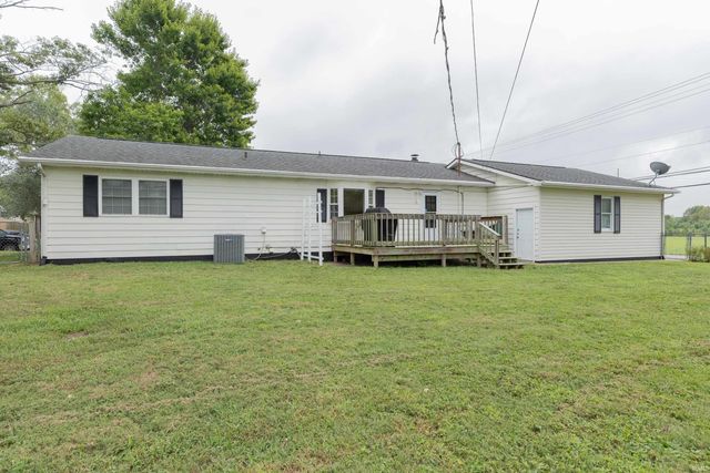 923 Forest Glen Drive, Evansville, IN 47712