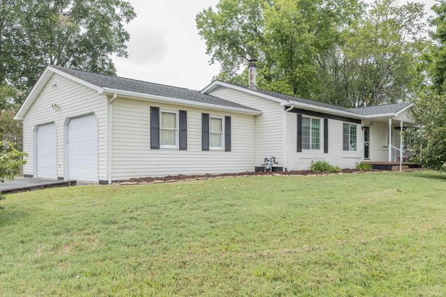 923 Forest Glen Drive, Evansville, IN 47712