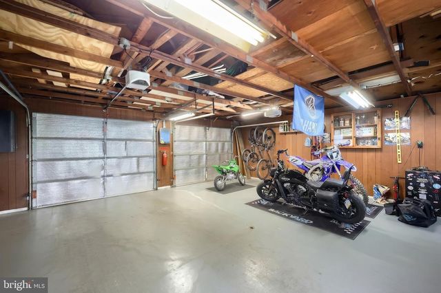 1006 E WALNUT ST, Hanover, PA 17331