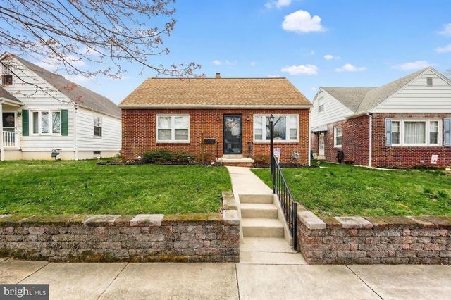 1006 E WALNUT ST, Hanover, PA 17331