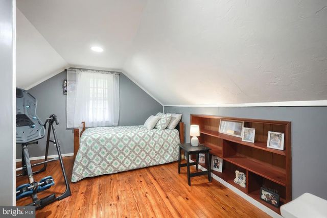 1006 E WALNUT ST, Hanover, PA 17331