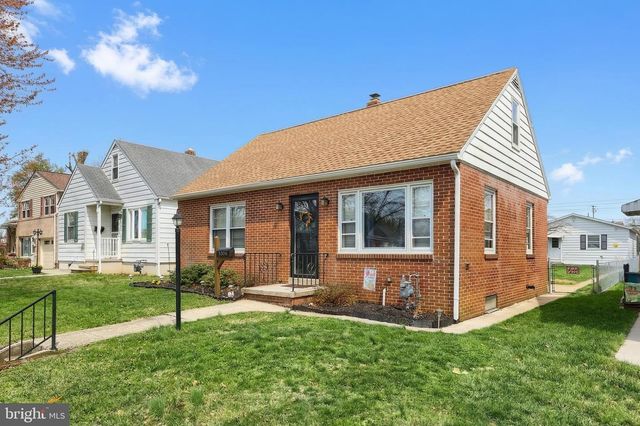 1006 E WALNUT ST, Hanover, PA 17331