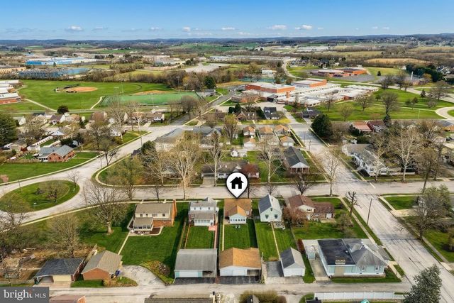 1006 E WALNUT ST, Hanover, PA 17331