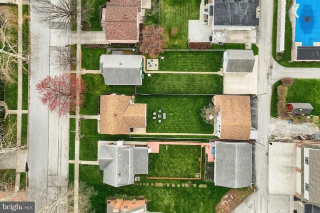 1006 E WALNUT ST, Hanover, PA 17331