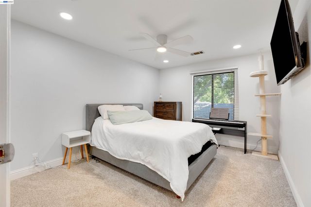 683 Center, Martinez, CA 94553