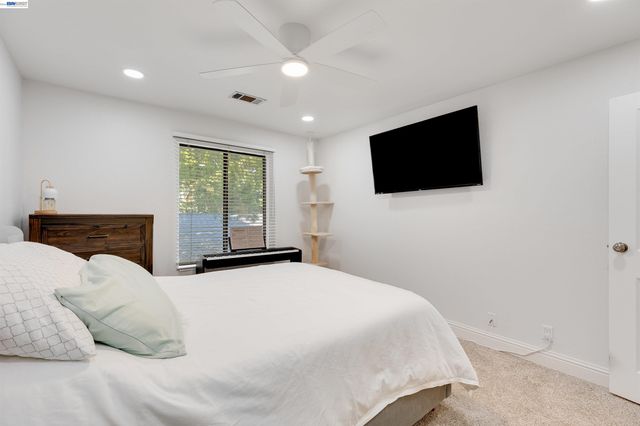 683 Center, Martinez, CA 94553