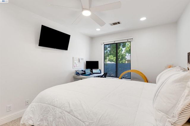 683 Center, Martinez, CA 94553