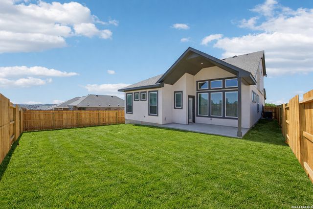 1906 Pining Street, New Braunfels, TX 78132