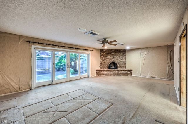 2135 South Cimarron Road, Las Vegas, NV 89117