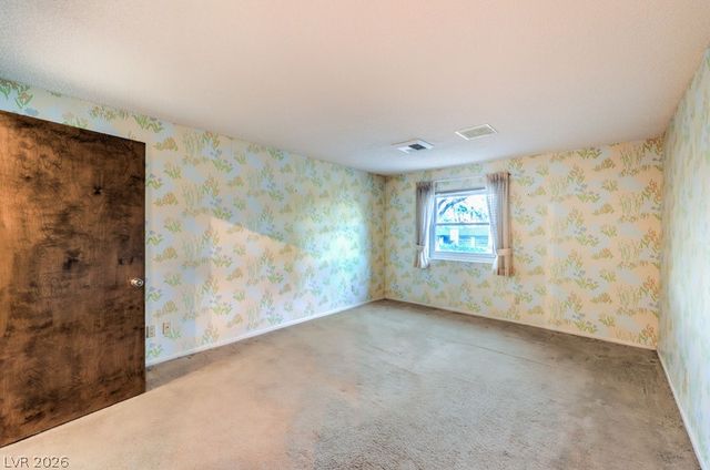 2135 South Cimarron Road, Las Vegas, NV 89117