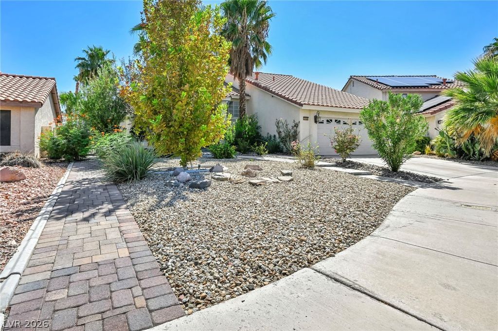 390 Rushing Creek Court, Henderson, NV 89014 — photo 4