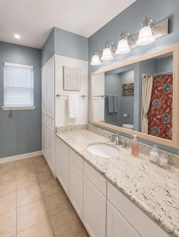 Image 12 of property listing at 3406 Shadyhill Drive, San Angelo, TX 76904
