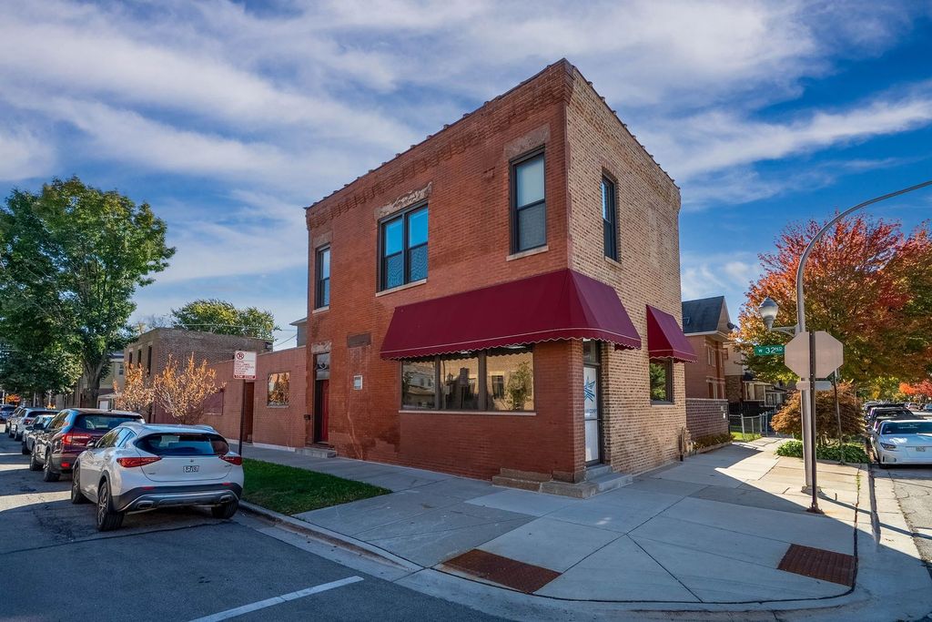 3201 S Normal Avenue 1F, Chicago, IL 60616