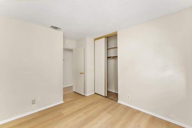 9 Monaghan Cir, Sacramento, CA 95823