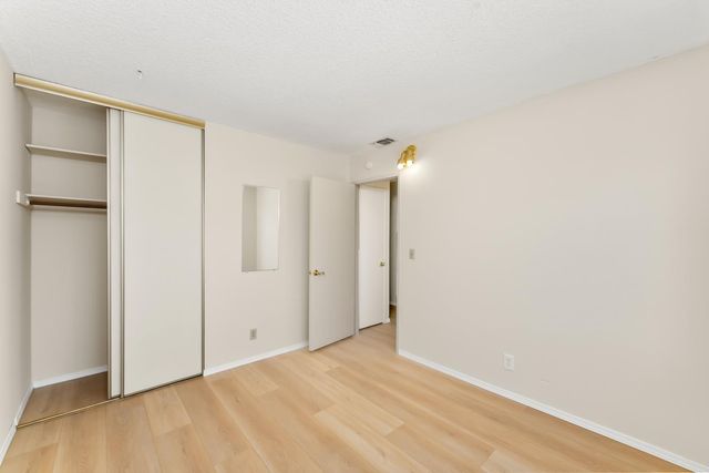9 Monaghan Cir, Sacramento, CA 95823