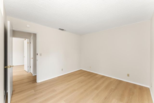 9 Monaghan Cir, Sacramento, CA 95823