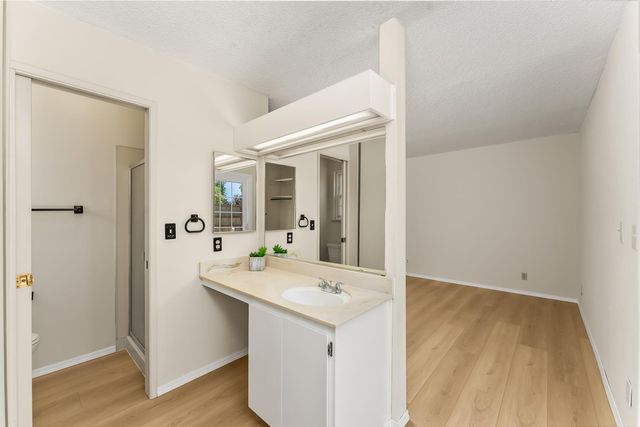 9 Monaghan Cir, Sacramento, CA 95823