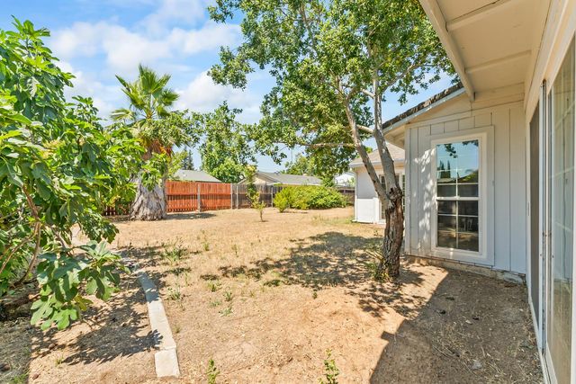 9 Monaghan Cir, Sacramento, CA 95823