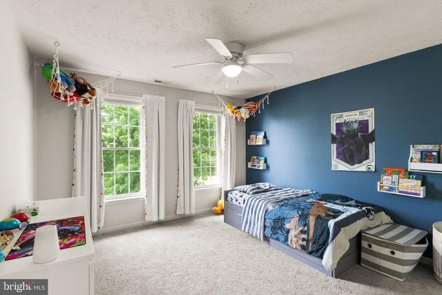 2813 SLINGERLAND DR, Fredericksburg, VA 22408