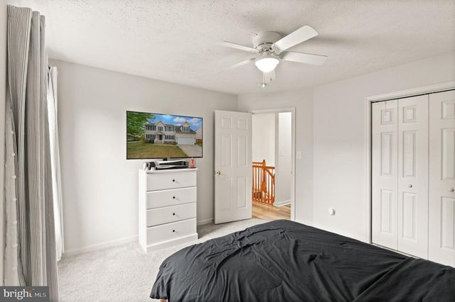 2813 SLINGERLAND DR, Fredericksburg, VA 22408