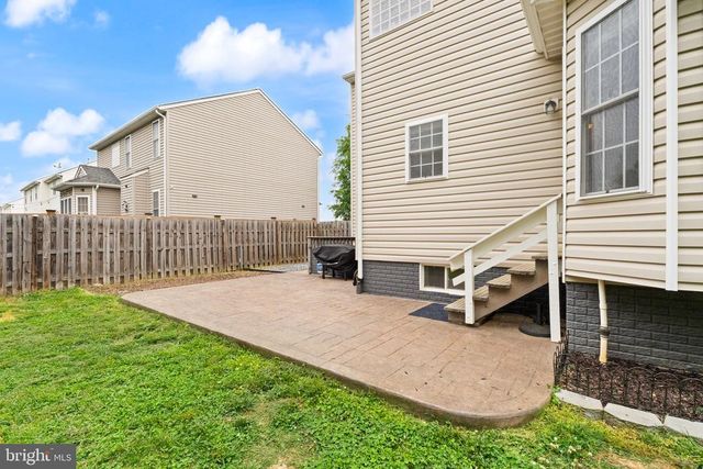 2813 SLINGERLAND DR, Fredericksburg, VA 22408